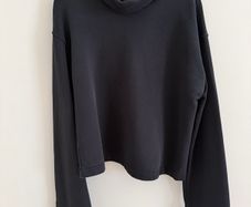 Benetton woman jumper  Size medium Black