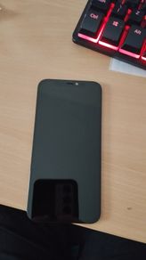 iPhone 12 screen