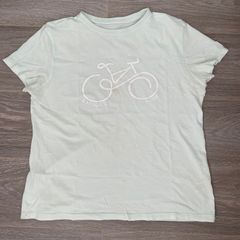 Ladies T-shirt: Large