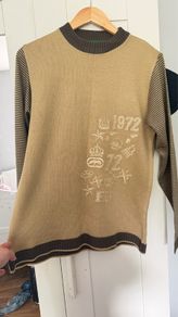 Sweat shirt