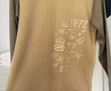 Sweat shirt