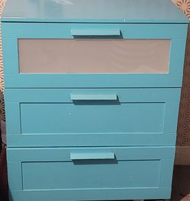 Chest of drawers