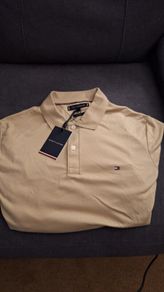 3 Tommy Hilfiger Tshirts (slightly) damaged, with tags never worn.