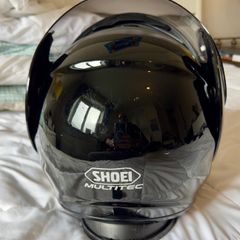 Helmet : Shoei