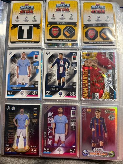 football cards + binders (offers Welcome )
