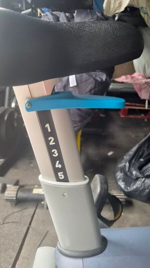 precor 885 upright bikes