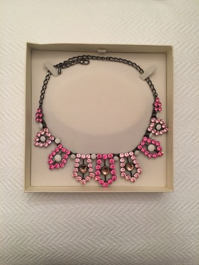 Crystal Necklace (Strong Superior Quality)