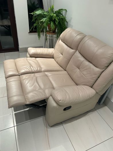 2 Seater recliner leather couch