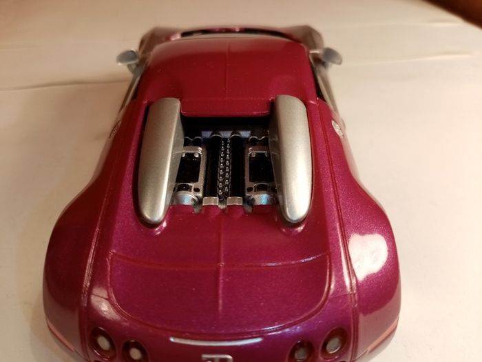 Scalextric Bugatti Veyron Purple Slot Car ( street supercar road )