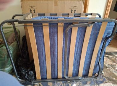 Foldable bed