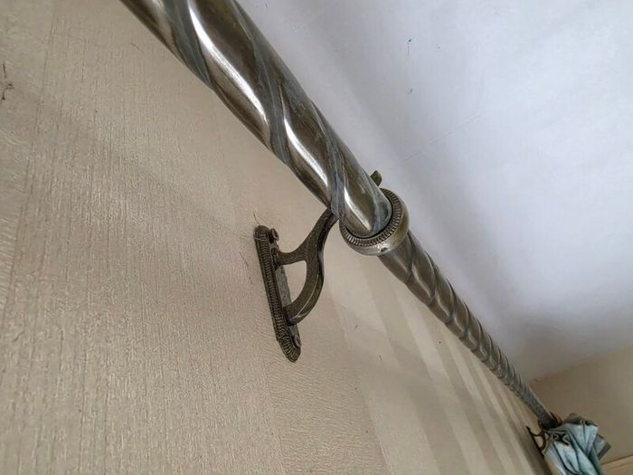 Emerald Green Curtains & Decorative Curtain Pole