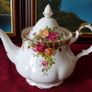 22 Piece Royal Albert Old Country Roses Bone China Gold Gilt Tea Set With Large Tea Pot For 6 Person Setting Made In England Image 5