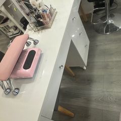 Salon equipment
