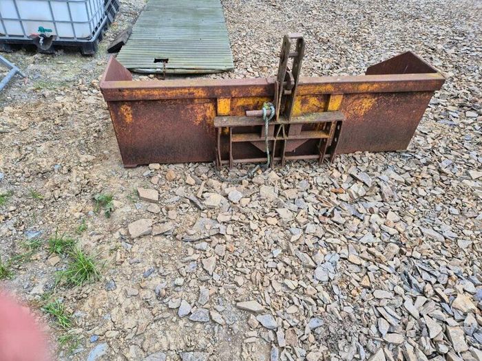 Transport box