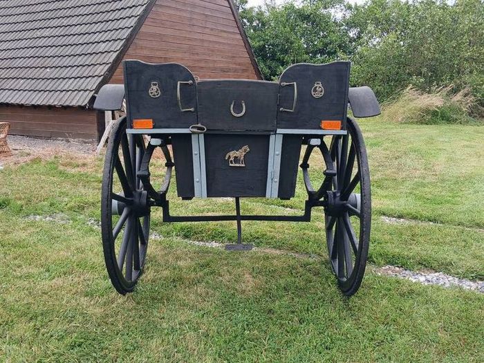 Vintage Pony Trap