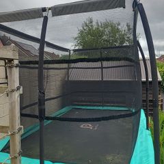 Trampoline 12x8 ft