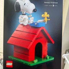 Lego Ideas 21368 Peanuts Snoopy's Doghouse