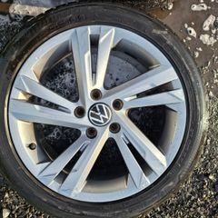 17" Genuine Vw Valencia Alloys with tyres