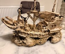 Shipwreck Aquarium Decoration