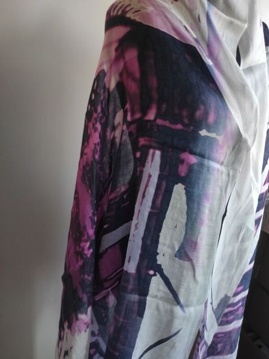 Kdk designed in Ireland scarf
