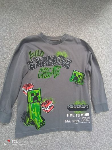 boy's long sleeves top. Age7/8