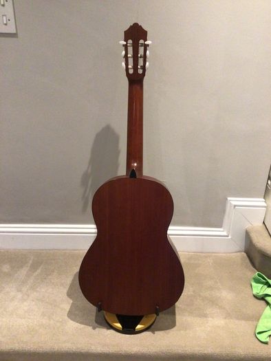 Yamaha cg122mc classical guitar