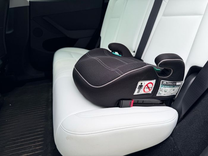 Child booster seat