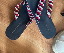 tommy hilfiger sandals