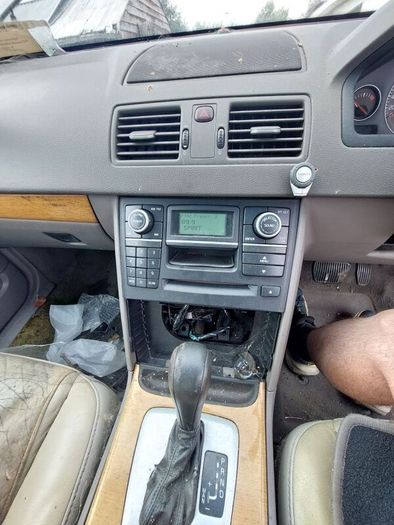 Volvo xc90s 2.4d5 for breaking, also can run diagnostics