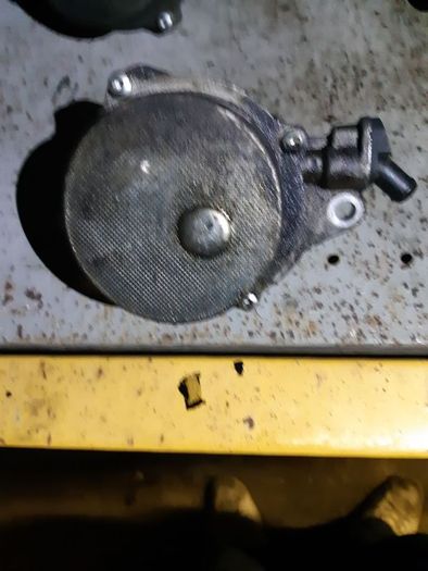 vacuum pump for bmw