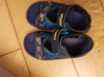 clarks kids shoes