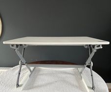 Standing Desk Converter Ergonomic Excellent Condition Yo-Yo Desk