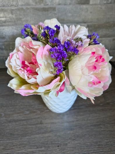Artificial flower arrangement ceramic pot