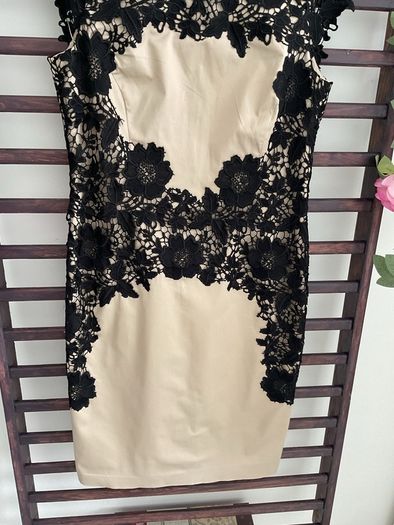 dress occasion brand comma size 12 beige with black lace