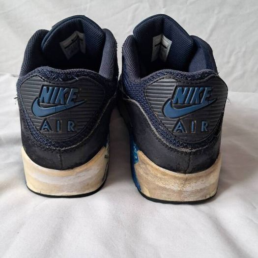 nike air max 90 size 9.5 eu 44.5 some signs of usage in good condition