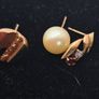 9ct gold earrings Image 8