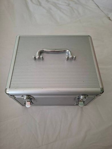 Multifunction storage case