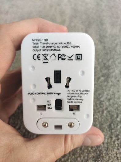 universal travel adapter