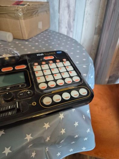 Vtech kids dj set/turntables