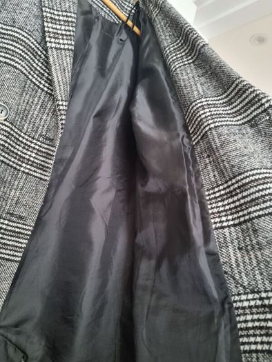 Checked coat size 8 perfect condition