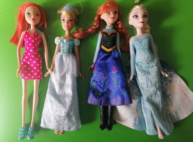 x4 Disney princess dolls