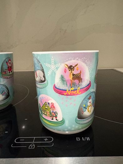 3 Brand New PaperChase Christmas beakers
