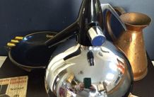Amazing Vintage Retro Funky Kitsch Globe Shaped Soda Syphon in Chrome - Perfect for a Man Cave or Home Bar
