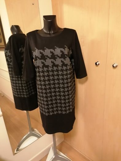 Women's Dress Size 18