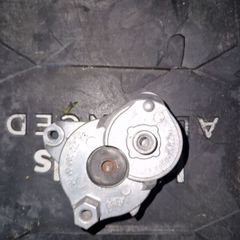 Mercedes m272 tensioner pulley perfcet condition