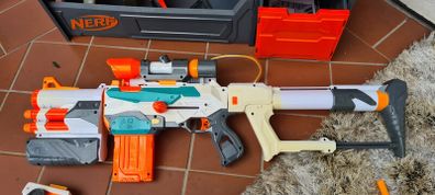 Nerf Modulus Gun With Exstra Parts