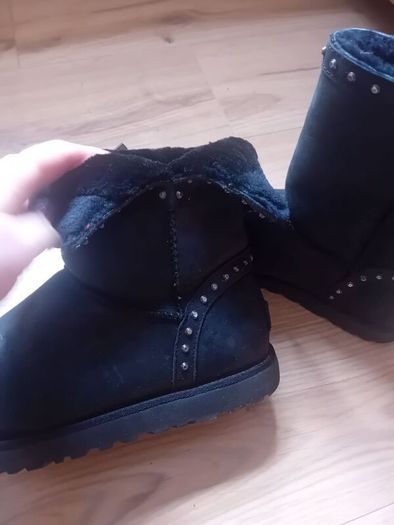 ladies boots UGG size 7.5/40