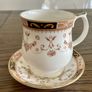 China fine bone teacup and saucer Queen's Olde England Vintage Antique Image 2