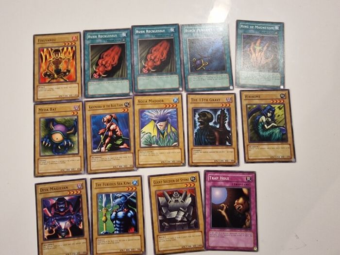 1st edition yu gi oh vintage cards 186 total  inc 66 1st editions.