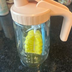 Breast Milk Pitcher